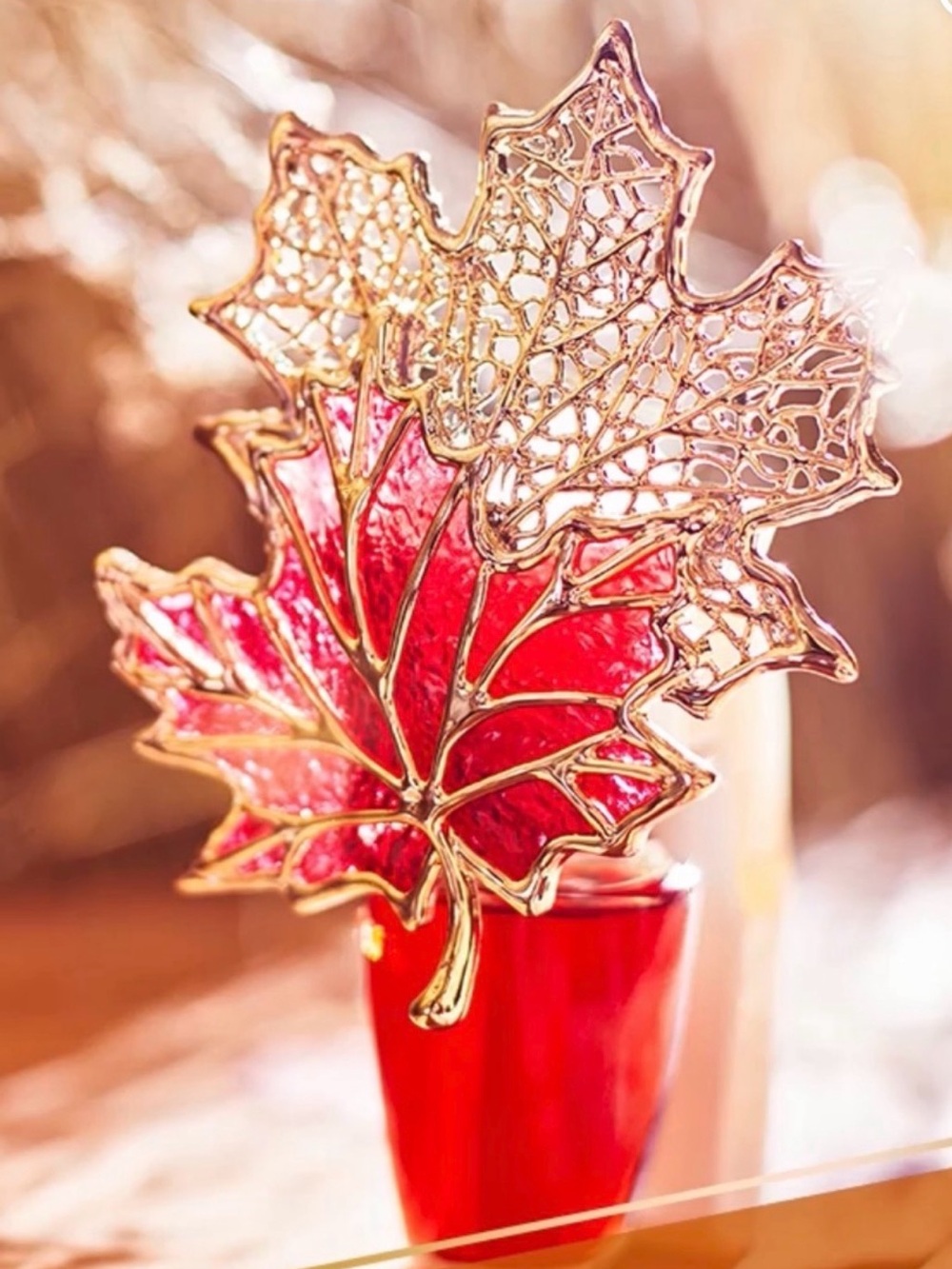 Bath Body Works NWT Gold & Red Maple Glittery Leaf Wallflower Nightlight